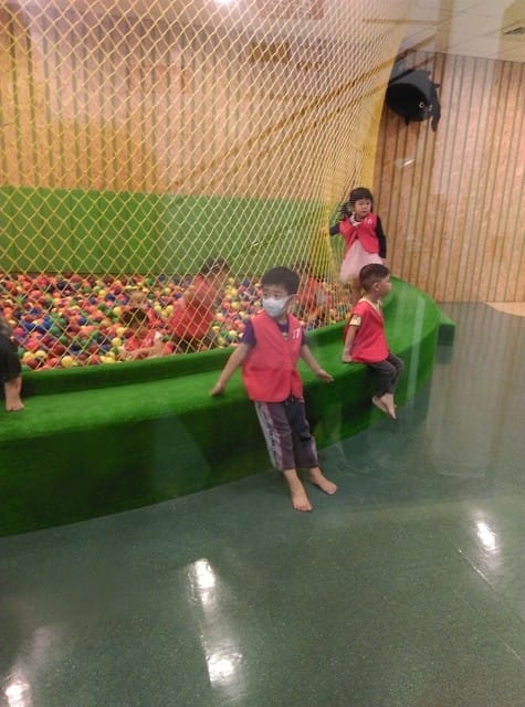 新莊IKEA兒童遊戲區 -免費寄放小孩 (妍寶貝初次體驗) - 第11張圖 新莊IKEA兒童遊戲區 -免費寄放小孩 (妍寶貝初次體驗)