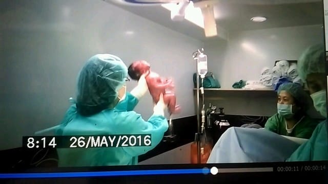 我和老公的二寶,小卉出生嘍~第一天 - 第3張圖 我和老公的二寶,小卉出生嘍~第一天