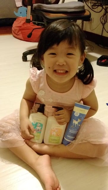 對寶貝最好的選擇【eggshell 小鹿山丘- 嬰幼童保濕 沐浴露/洗髮精/乳液】有機天然產品 - 第1張圖 對寶貝最好的選擇【eggshell 小鹿山丘- 嬰幼童保濕 沐浴露/洗髮精/乳液】有機天然產品