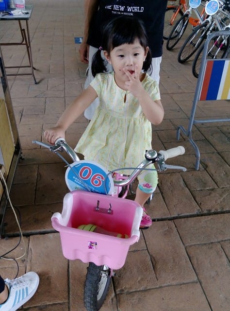 【親子日】浮洲橋下,浮洲河濱公園 騎車車&餵羊咩咩 - 第3張圖 【親子日】浮洲橋下,浮洲河濱公園 騎車車&餵羊咩咩