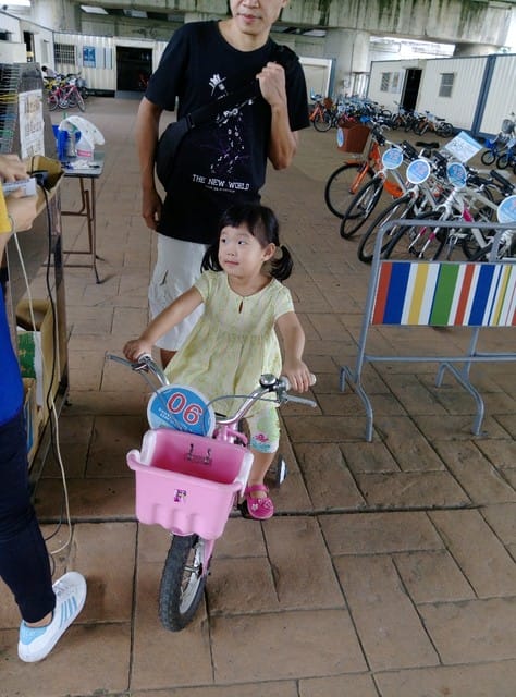 【親子日】浮洲橋下,浮洲河濱公園 騎車車&餵羊咩咩 - 第2張圖 【親子日】浮洲橋下,浮洲河濱公園 騎車車&餵羊咩咩