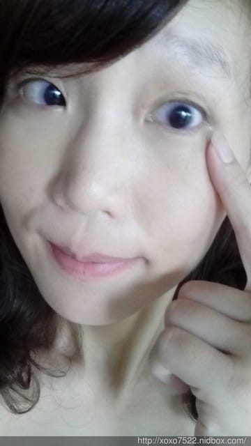 【保養試用】 “CosNature有機紅石榴緊緻拉提眼霜” 讓眼周緊緻拉提,閃閃有神! - 第1張圖 【保養試用】 “CosNature有機紅石榴緊緻拉提眼霜” 讓眼周緊緻拉提,閃閃有神!
