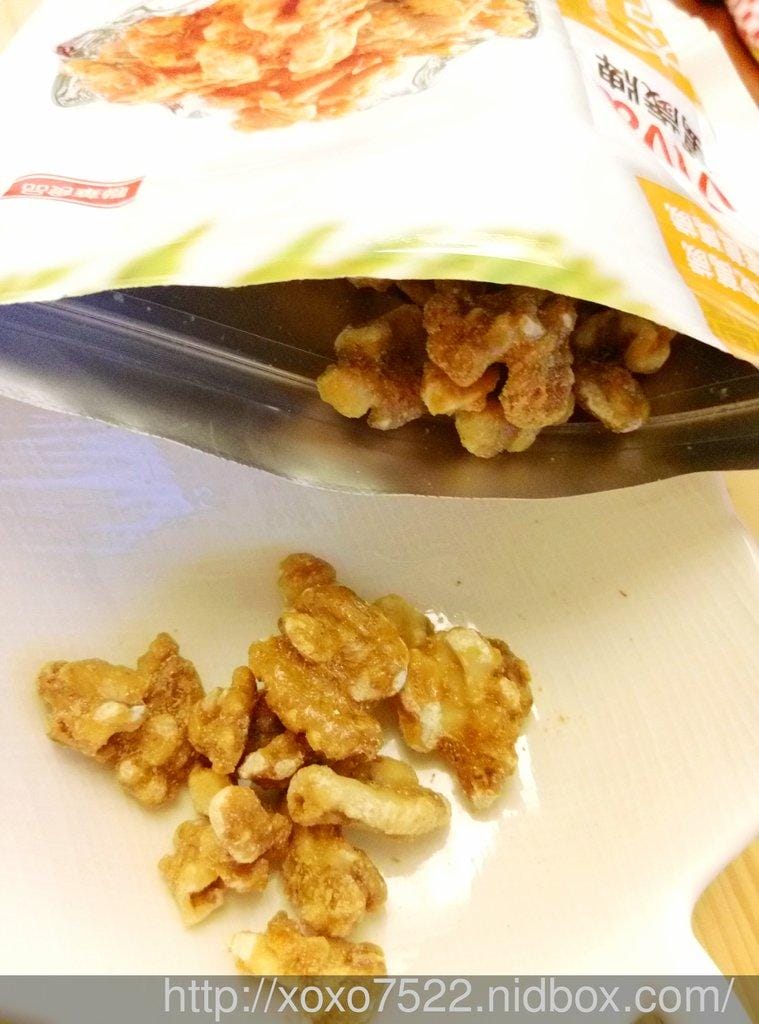 【零嘴】聯華食品 萬歲牌太妃琥珀核桃 清脆口感 / 美味營養的零嘴 - 第5張圖 【零嘴】聯華食品 萬歲牌太妃琥珀核桃 清脆口感 / 美味營養的零嘴