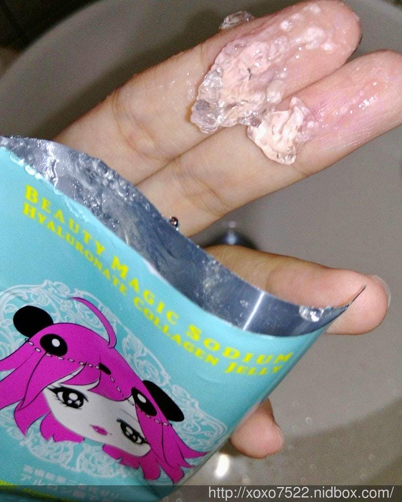 【保養】 “美萱妍美魔力 の 膠原凍膜系列” 玻尿酸膠原凍膜 肌膚呈現水嫩Q彈、明亮的飽水感 - 第13張圖 【保養】 “美萱妍美魔力 の 膠原凍膜系列” 玻尿酸膠原凍膜 肌膚呈現水嫩Q彈、明亮的飽水感