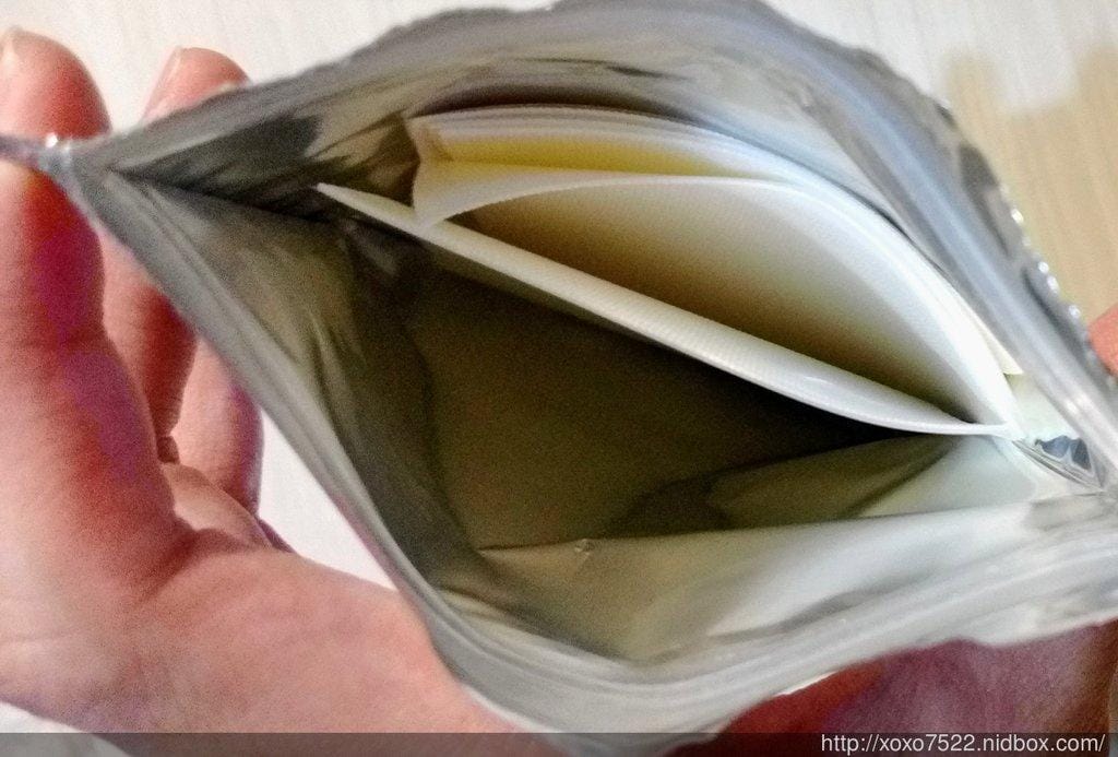 【正光製藥】 台灣老品牌 “正光一條根萬筋拔舒適貼布” 彈性.透氣 舒適好貼/樂活舒緩 - 第4張圖 【正光製藥】 台灣老品牌 “正光一條根萬筋拔舒適貼布” 彈性.透氣 舒適好貼/樂活舒緩