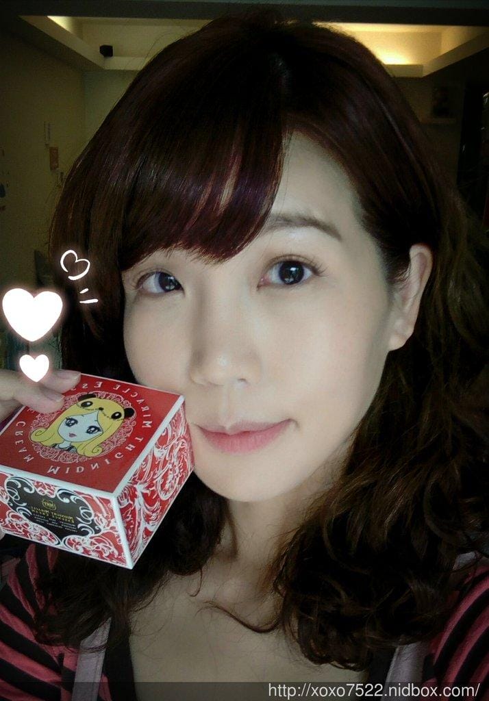 【保養】 “ 美萱妍美魔女の精粹奇蹟霜” 讓時光倒流回到18歲 美肌煥白/長效鎖水保濕 - 第13張圖 【保養】 “ 美萱妍美魔女の精粹奇蹟霜” 讓時光倒流回到18歲 美肌煥白/長效鎖水保濕