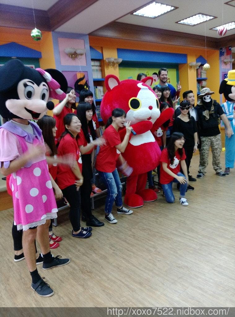 (補)10/28 生活美語村 妍寶貝幼兒園—搗蛋總動員 – 萬聖節踩街趣 Trick or Treat! - 第4張圖 (補)10/28 生活美語村 妍寶貝幼兒園—搗蛋總動員 – 萬聖節踩街趣 Trick or Treat!