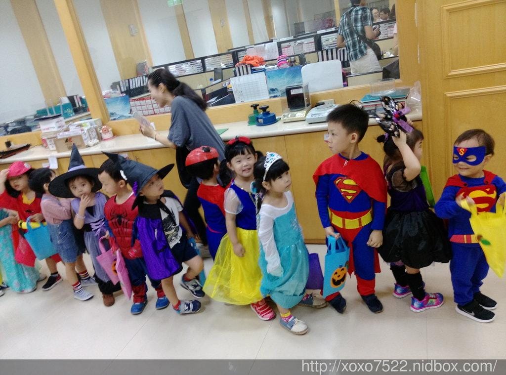 (補)10/28 生活美語村 妍寶貝幼兒園—搗蛋總動員 – 萬聖節踩街趣 Trick or Treat! - 第14張圖 (補)10/28 生活美語村 妍寶貝幼兒園—搗蛋總動員 – 萬聖節踩街趣 Trick or Treat!