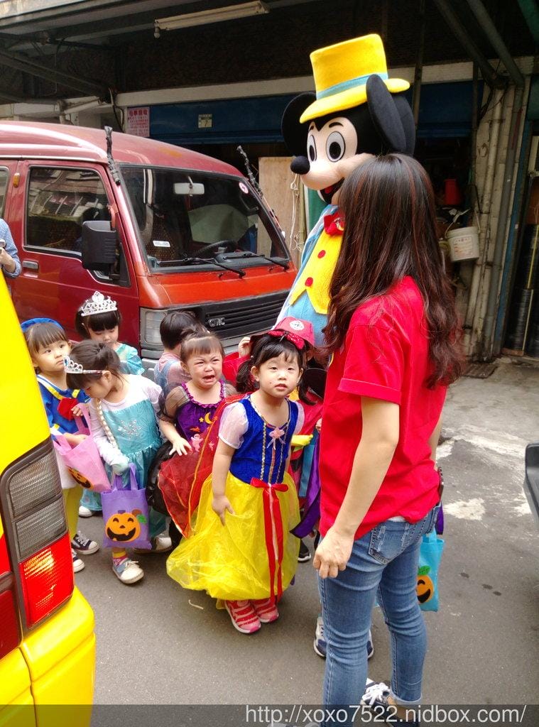 (補)10/28 生活美語村 妍寶貝幼兒園—搗蛋總動員 – 萬聖節踩街趣 Trick or Treat! - 第22張圖 (補)10/28 生活美語村 妍寶貝幼兒園—搗蛋總動員 – 萬聖節踩街趣 Trick or Treat!