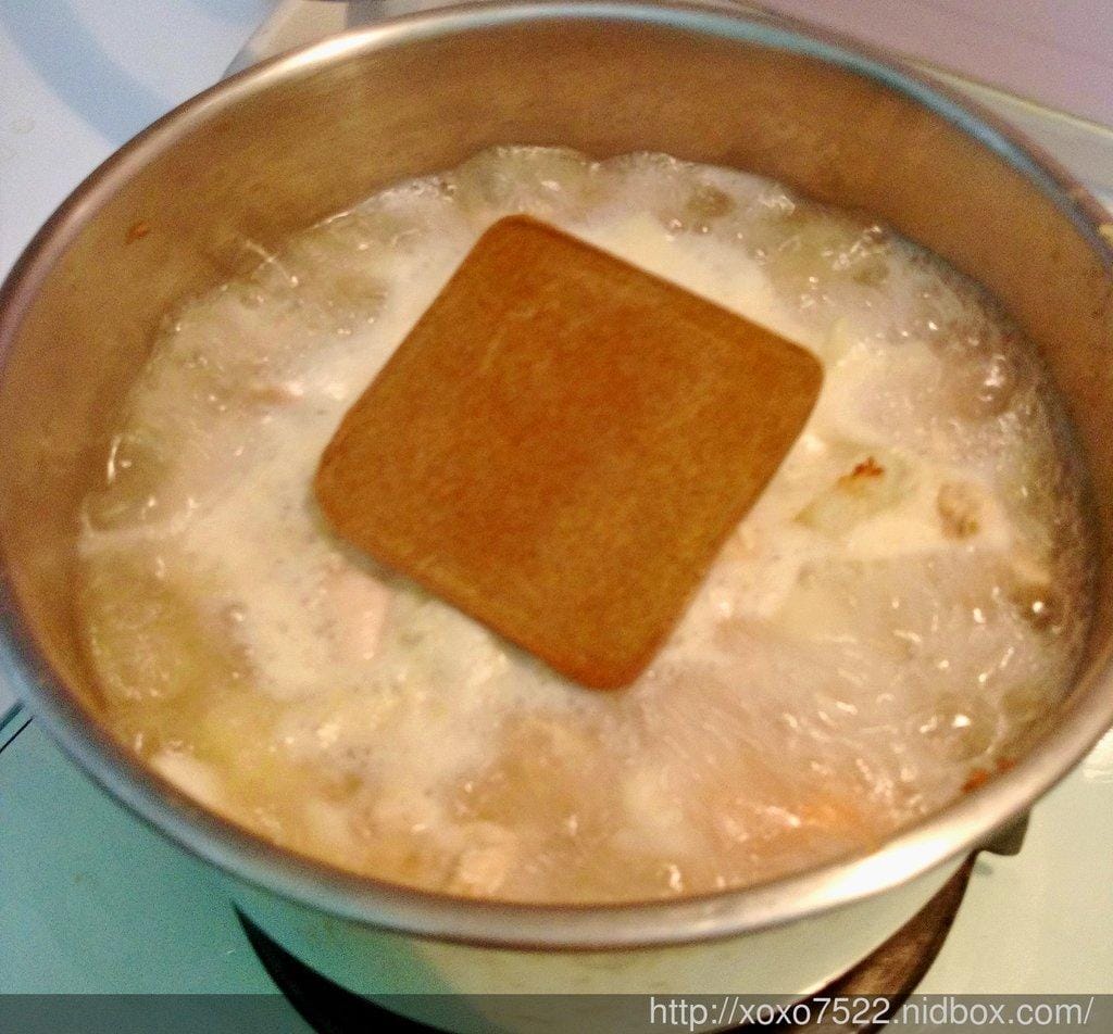 【美食】House 台灣好侍「House 北海道白醬料理奶油+佛蒙特咖哩甜味」讓孩子好胃口 深受喜愛,輕鬆做美味咖哩飯 - 第9張圖 【美食】House 台灣好侍「House 北海道白醬料理奶油+佛蒙特咖哩甜味」讓孩子好胃口 深受喜愛,輕鬆做美味咖哩飯