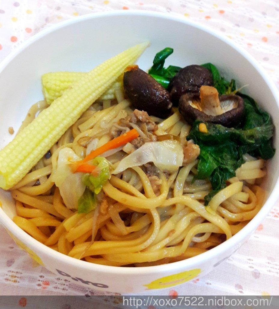 【宅配美食】明誠炒米粉 《古早味美食&打拋豬系列》接單現做,3分鐘端出手工炒麵,冷凍宅配 加熱即食方便料理!! - 第10張圖 【宅配美食】明誠炒米粉 《古早味美食&打拋豬系列》接單現做,3分鐘端出手工炒麵,冷凍宅配 加熱即食方便料理!!