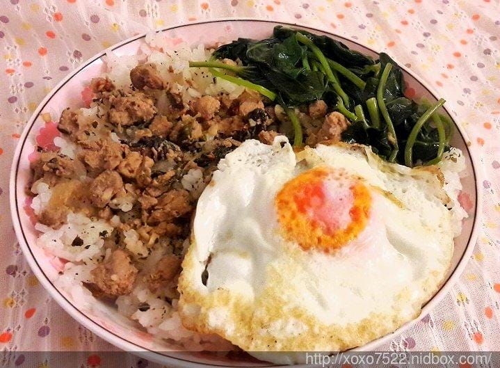 【宅配美食】明誠炒米粉 《古早味美食&打拋豬系列》接單現做,3分鐘端出手工炒麵,冷凍宅配 加熱即食方便料理!! - 第13張圖 【宅配美食】明誠炒米粉 《古早味美食&打拋豬系列》接單現做,3分鐘端出手工炒麵,冷凍宅配 加熱即食方便料理!!