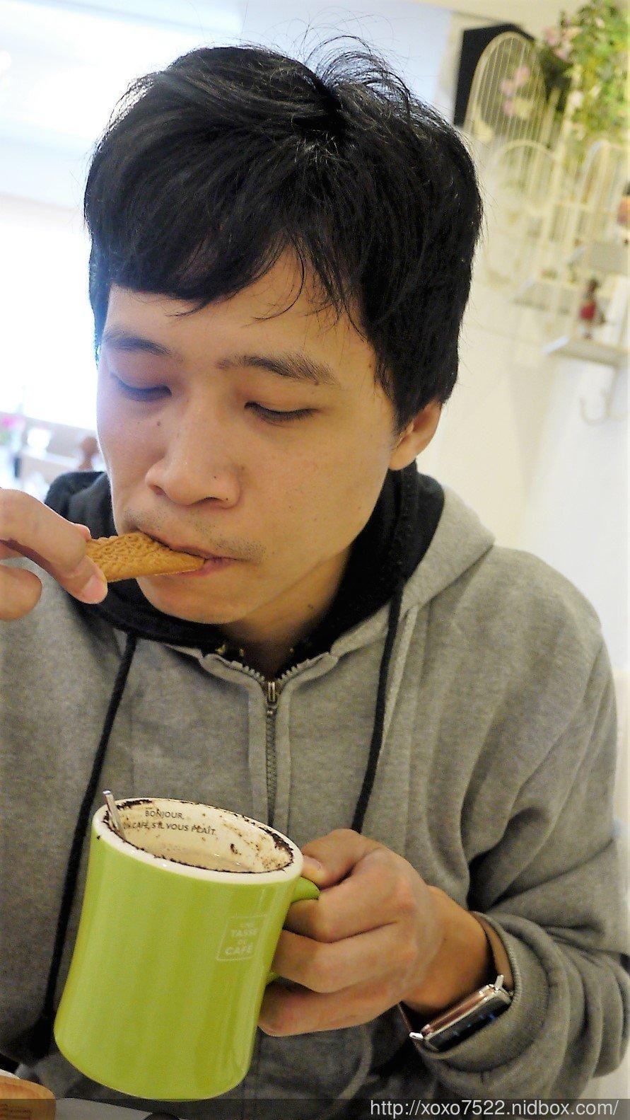 【食♡板橋美食】Oyami cafe 身處夢幻城堡中 享受下午茶悠閒時光☆鬆餅,義大利麵☆ 捷運新埔站 - 第29張圖 【食♡板橋美食】Oyami cafe 身處夢幻城堡中 享受下午茶悠閒時光☆鬆餅,義大利麵☆ 捷運新埔站