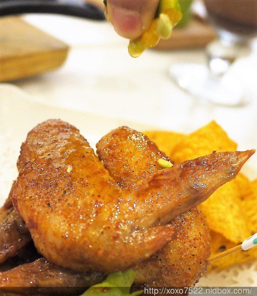 【食♡板橋美食】Oyami cafe 身處夢幻城堡中 享受下午茶悠閒時光☆鬆餅,義大利麵☆ 捷運新埔站 - 第18張圖 【食♡板橋美食】Oyami cafe 身處夢幻城堡中 享受下午茶悠閒時光☆鬆餅,義大利麵☆ 捷運新埔站