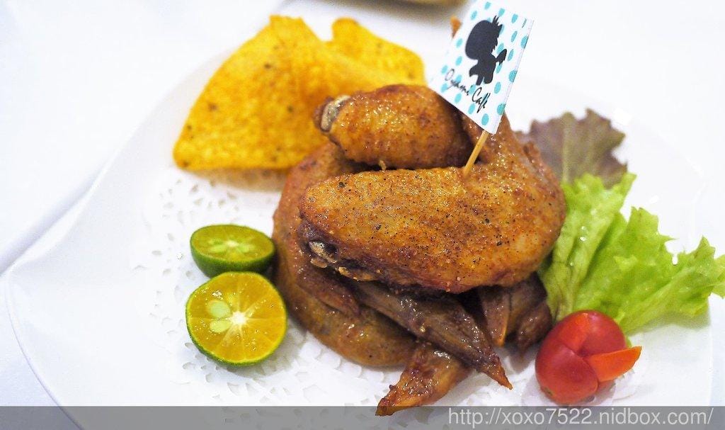 【食♡板橋美食】Oyami cafe 身處夢幻城堡中 享受下午茶悠閒時光☆鬆餅,義大利麵☆ 捷運新埔站 - 第17張圖 【食♡板橋美食】Oyami cafe 身處夢幻城堡中 享受下午茶悠閒時光☆鬆餅,義大利麵☆ 捷運新埔站