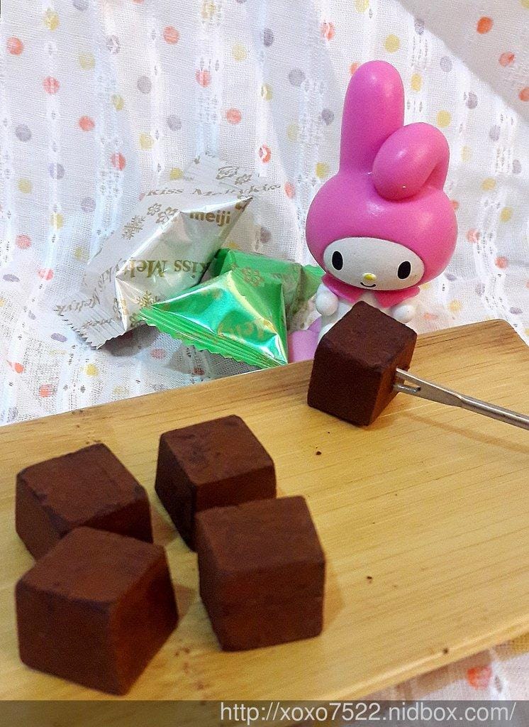 【甜食推薦】正暉《明治Meltykiss草莓+奶油+抹茶巧克力》 ●冬期限定● 一起品嚐多層次濃郁的滋味 - 第10張圖 【甜食推薦】正暉《明治Meltykiss草莓+奶油+抹茶巧克力》 ●冬期限定● 一起品嚐多層次濃郁的滋味