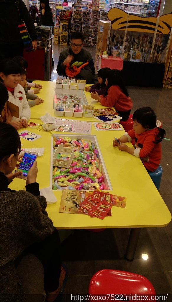 《小學堂 親子小物》親子DIY壓畫 初體驗 ,尚順育樂世界6樓 - 第6張圖 《小學堂 親子小物》親子DIY壓畫 初體驗 ,尚順育樂世界6樓