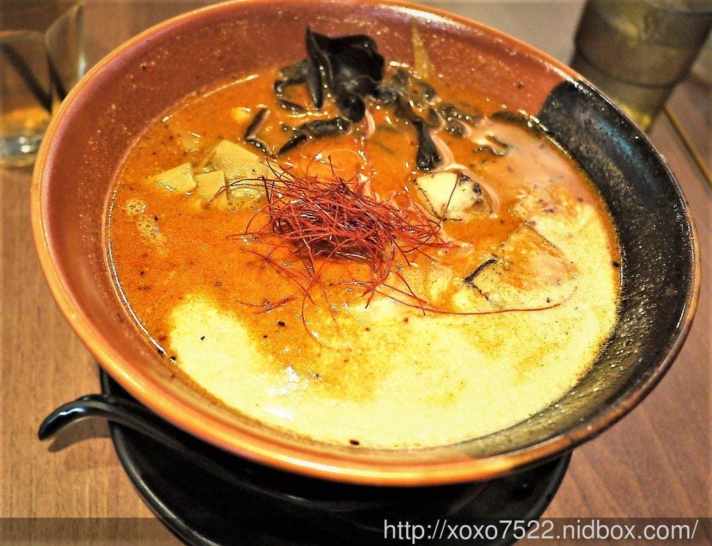 食○ 桃園林口長庚美食 【札幌炎神拉麵】日本北海道拉麵,1300度炙燒的好滋味 / 桃園龜山 - 第22張圖 食○ 桃園林口長庚美食 【札幌炎神拉麵】日本北海道拉麵,1300度炙燒的好滋味 / 桃園龜山
