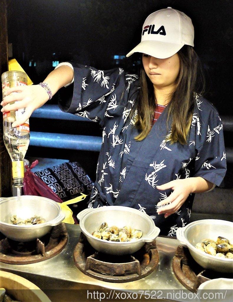 墾丁大街美食推薦【阿布拉瘋墾丁】新鮮蛤仔、起司雞、人體噴繪/飾品 ,等你來玩耍 - 第20張圖 墾丁大街美食推薦【阿布拉瘋墾丁】新鮮蛤仔、起司雞、人體噴繪/飾品 ,等你來玩耍