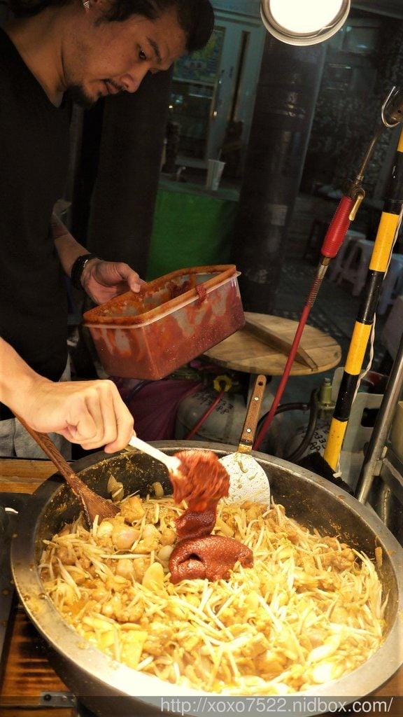 墾丁大街美食推薦【阿布拉瘋墾丁】新鮮蛤仔、起司雞、人體噴繪/飾品 ,等你來玩耍 - 第36張圖 墾丁大街美食推薦【阿布拉瘋墾丁】新鮮蛤仔、起司雞、人體噴繪/飾品 ,等你來玩耍