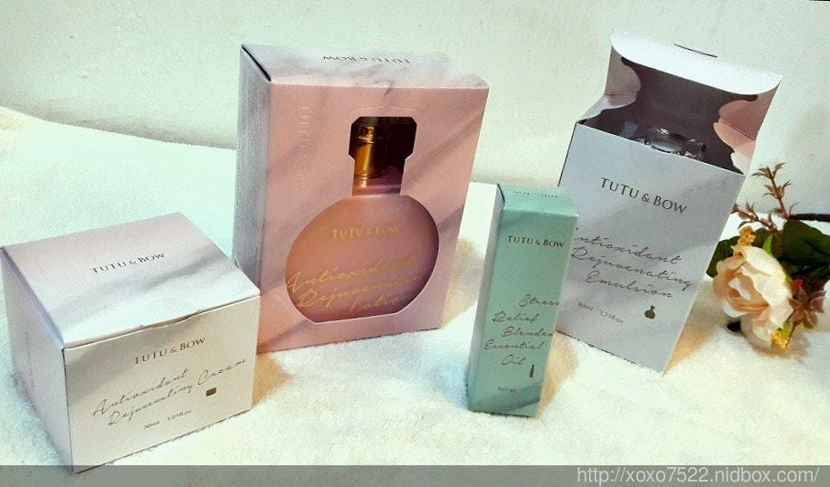 【保養】TuTu & Bow 蓬蓬裙與蝴蝶結 ♥全新 花萃活芙系列♥找回肌膚的年輕感 - 第2張圖 【保養】TuTu & Bow 蓬蓬裙與蝴蝶結 ♥全新 花萃活芙系列♥找回肌膚的年輕感