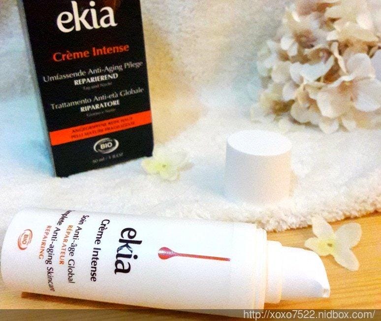 【保養】ekia抗皺再生霜 ♡別讓肌膚透露了妳的年齡 / 有機認證抗老,為肌膚注入能量 - 第3張圖 【保養】ekia抗皺再生霜 ♡別讓肌膚透露了妳的年齡 / 有機認證抗老,為肌膚注入能量