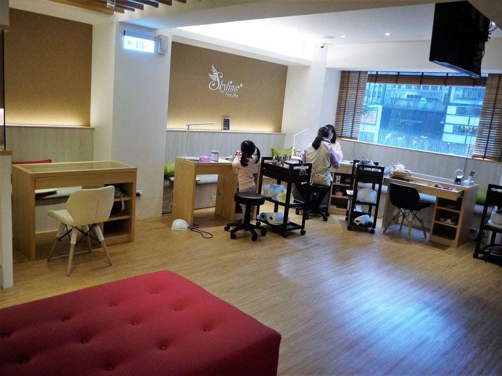 美甲│台北捷運中山站【Skyline風采美甲美睫】手足保養♥凝膠美甲 - 第7張圖 美甲│台北捷運中山站【Skyline風采美甲美睫】手足保養♥凝膠美甲
