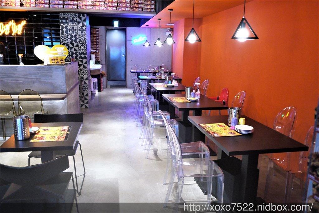 【台北東區】韓國超人氣 ♥ 嚦咕嚦咕韓式炸雞專賣店,正宗韓式炸雞!! 捷運忠孝敦化站美食推薦 - 第10張圖 【台北東區】韓國超人氣 ♥ 嚦咕嚦咕韓式炸雞專賣店,正宗韓式炸雞!! 捷運忠孝敦化站美食推薦