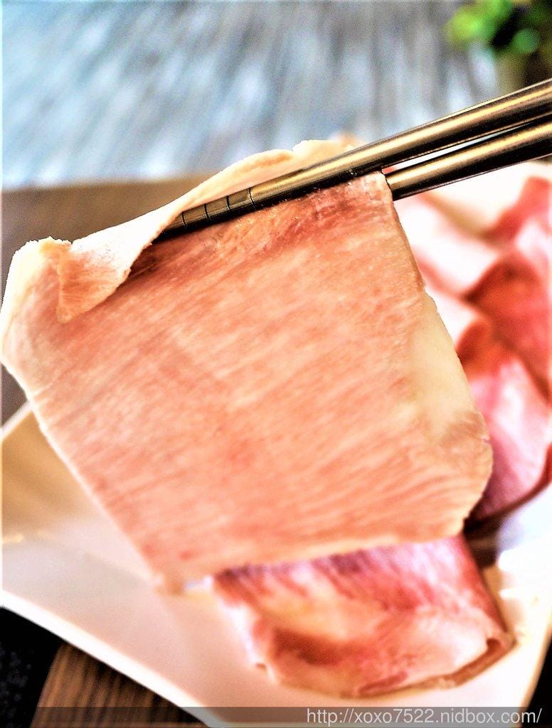 【林口美食】先精緻日式火鍋 (新北林口涮涮鍋) /不添加味精味素,雞骨蔬菜高湯底,火鍋鍋物 - 第27張圖 【林口美食】先精緻日式火鍋 (新北林口涮涮鍋) /不添加味精味素,雞骨蔬菜高湯底,火鍋鍋物