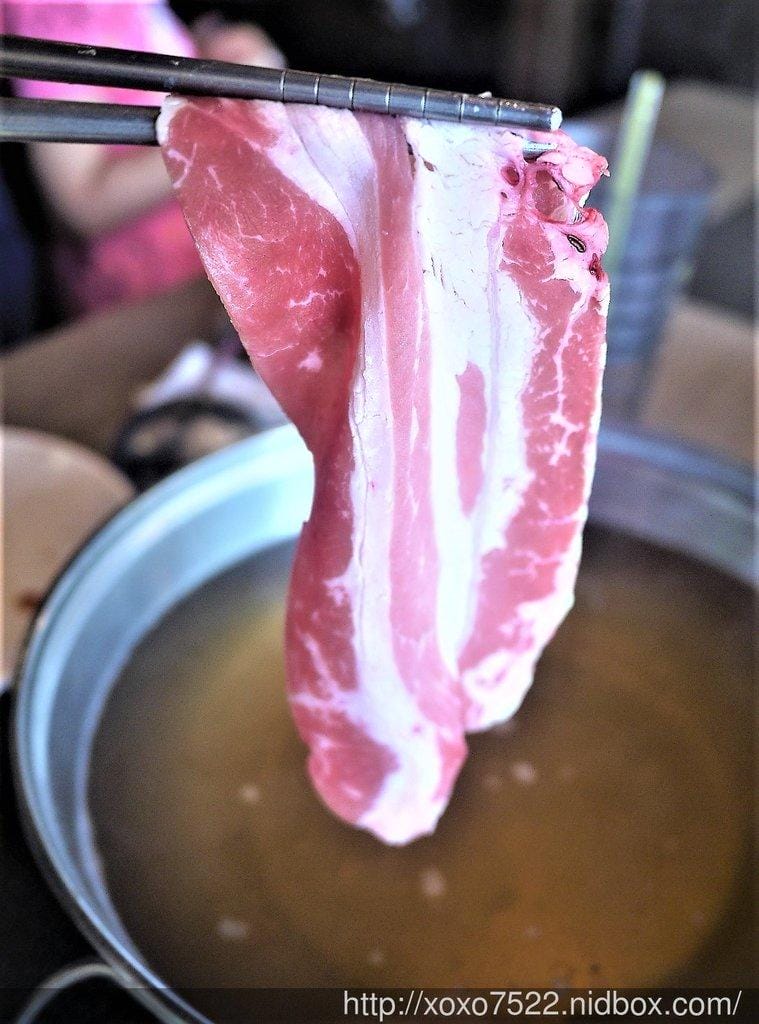 【林口美食】先精緻日式火鍋 (新北林口涮涮鍋) /不添加味精味素,雞骨蔬菜高湯底,火鍋鍋物 - 第35張圖 【林口美食】先精緻日式火鍋 (新北林口涮涮鍋) /不添加味精味素,雞骨蔬菜高湯底,火鍋鍋物