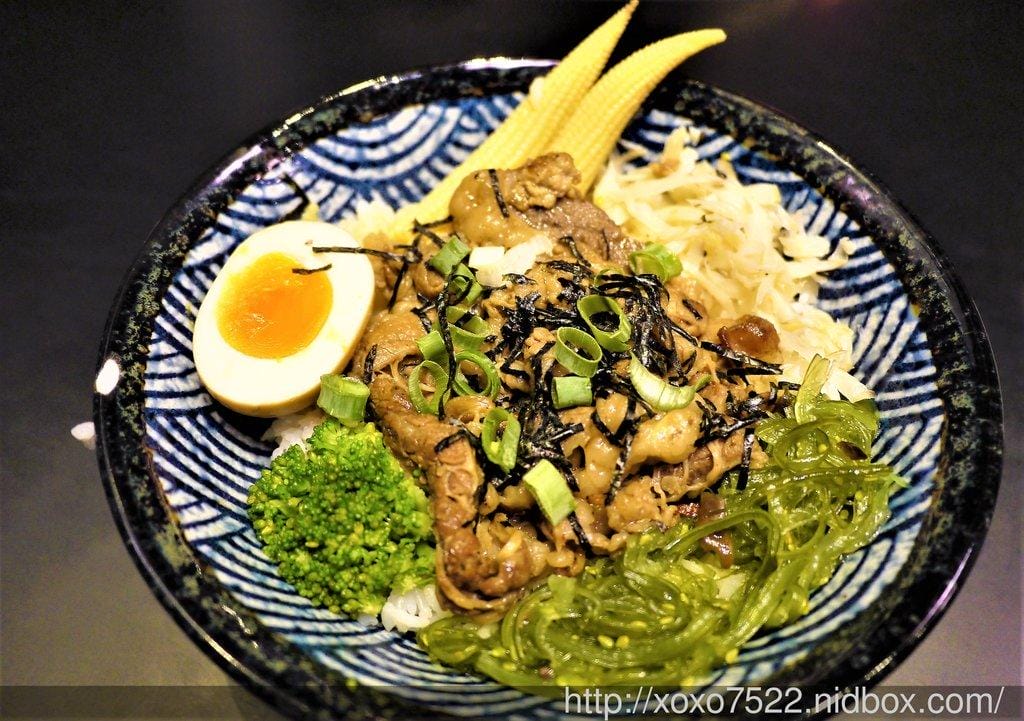 【板橋丼飯】極幻燒肉弁当,新鮮多汁的燒肉飯,平價的幸福美味! - 第23張圖 【板橋丼飯】極幻燒肉弁当,新鮮多汁的燒肉飯,平價的幸福美味!