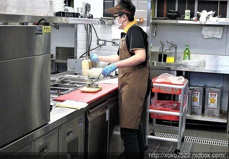 【三創美食】淘客漢堡burger talks,大推雙層牛豬雙併起司堡,高CP值漢堡店 - 第14張圖 【三創美食】淘客漢堡burger talks,大推雙層牛豬雙併起司堡,高CP值漢堡店