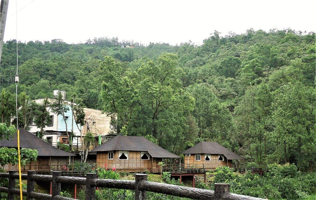 【宜蘭民宿】茶鄉園 南洋風情峇里島竹屋/ 座擁玉蘭茶園 / 太平山山腳下 - 第4張圖 【宜蘭民宿】茶鄉園 南洋風情峇里島竹屋/ 座擁玉蘭茶園 / 太平山山腳下