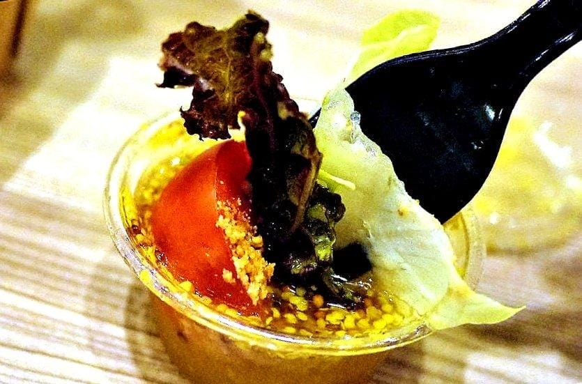 【板橋現打果汁】 Vita Squeezzz 微時光(誠品店),健康美味,帕尼尼/ 燻鮭魚沙拉 / 水果氣泡 - 第25張圖 【板橋現打果汁】 Vita Squeezzz 微時光(誠品店),健康美味,帕尼尼/ 燻鮭魚沙拉 / 水果氣泡