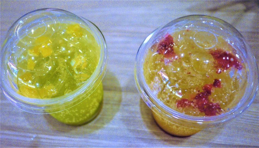 【板橋現打果汁】 Vita Squeezzz 微時光(誠品店),健康美味,帕尼尼/ 燻鮭魚沙拉 / 水果氣泡 - 第18張圖 【板橋現打果汁】 Vita Squeezzz 微時光(誠品店),健康美味,帕尼尼/ 燻鮭魚沙拉 / 水果氣泡