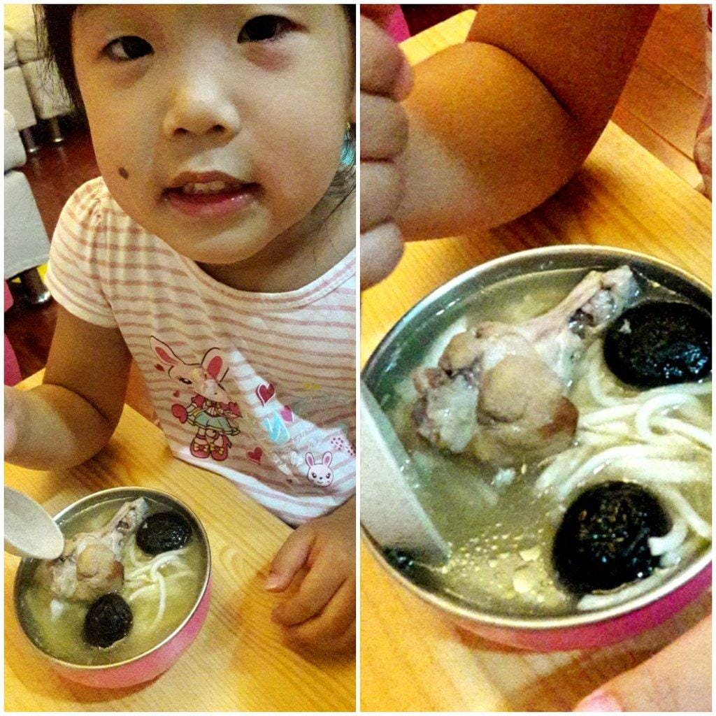 【宅配美食】軒閣食品 / 鮮盒子湯罐頭 佛跳牆、干貝雞湯、使用頂級食材,吃起來就像現煮一樣,懶人必備~低熱量宵夜 - 第15張圖 【宅配美食】軒閣食品 / 鮮盒子湯罐頭 佛跳牆、干貝雞湯、使用頂級食材,吃起來就像現煮一樣,懶人必備~低熱量宵夜