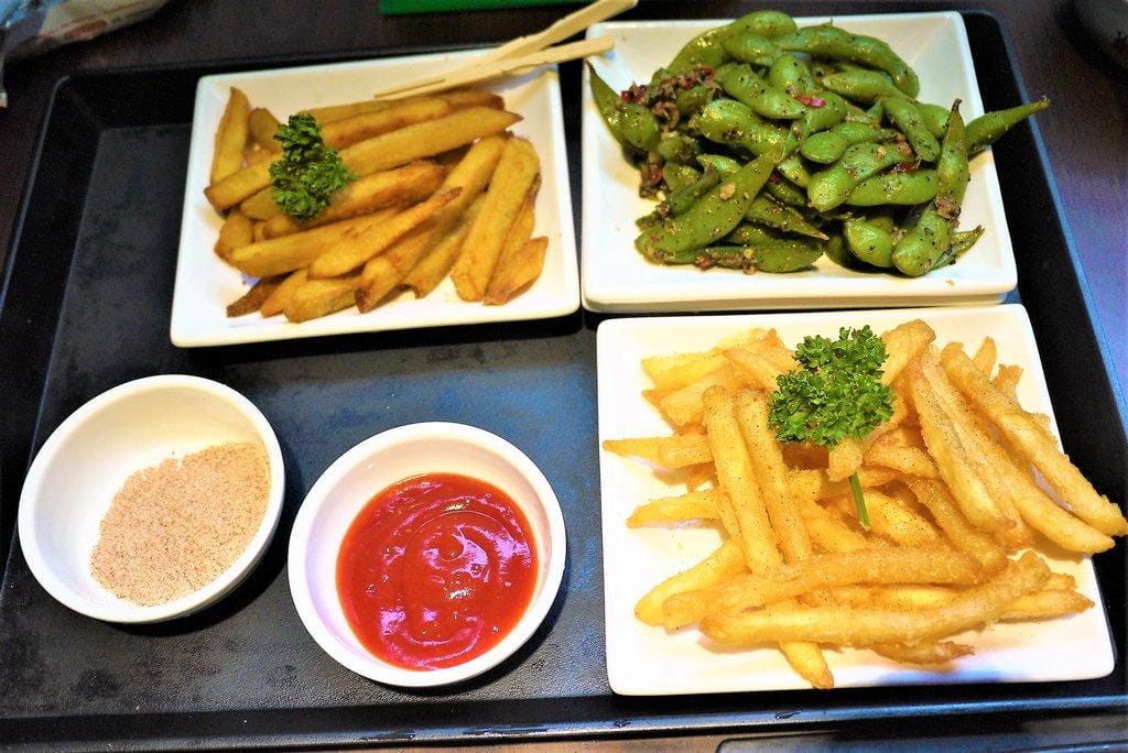 【食記】集客人間茶館(內湖店)餐點選擇性多樣化,古色古香庭園風,WIFI無限上網●免費 提供桌遊系列~~適合三五好友同樂!!! - 第40張圖 【食記】集客人間茶館(內湖店)餐點選擇性多樣化,古色古香庭園風,WIFI無限上網●免費 提供桌遊系列~~適合三五好友同樂!!!