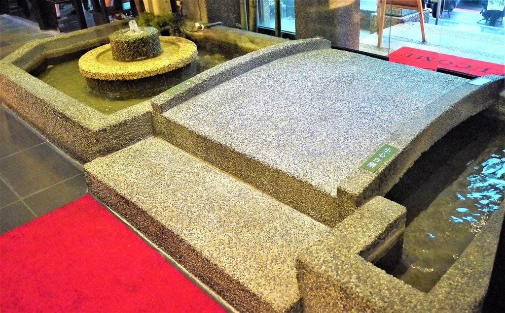 【食記】集客人間茶館(內湖店)餐點選擇性多樣化,古色古香庭園風,WIFI無限上網●免費 提供桌遊系列~~適合三五好友同樂!!! - 第6張圖 【食記】集客人間茶館(內湖店)餐點選擇性多樣化,古色古香庭園風,WIFI無限上網●免費 提供桌遊系列~~適合三五好友同樂!!!