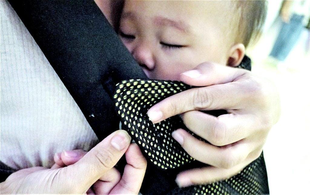 【揹巾推薦】拉孚兒 Naforye “超零感極度涼爽透氣揹巾”步步高升款,全面透氣涼爽 - 第26張圖 【揹巾推薦】拉孚兒 Naforye “超零感極度涼爽透氣揹巾”步步高升款,全面透氣涼爽