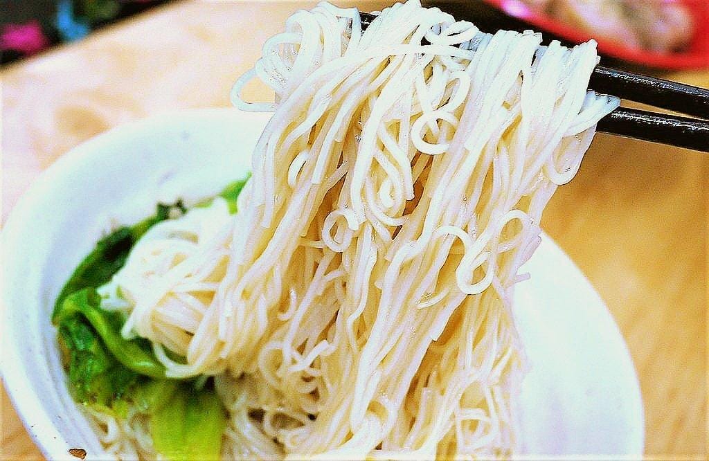 <永和 樂華夜市> 鐘點棧 當歸鴨 鴨肉飯專賣店 *越吃越涮嘴*平價兼具美味,孩子愛上當歸食補 - 第25張圖 <永和 樂華夜市> 鐘點棧 當歸鴨 鴨肉飯專賣店 *越吃越涮嘴*平價兼具美味,孩子愛上當歸食補
