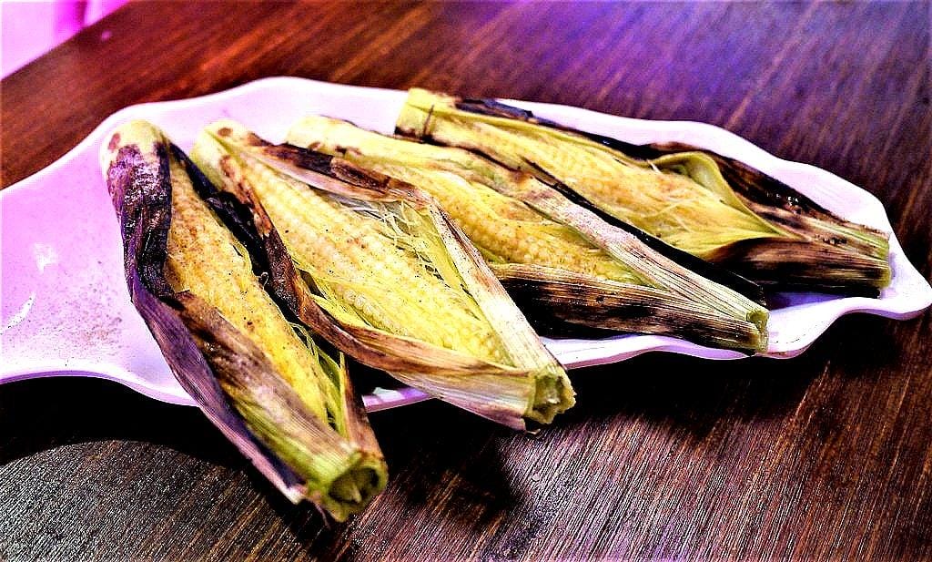 【通化夜市美食】台灣燒肉,新鮮美味串燒推薦,聚餐小酌好去處/ 信義安和捷運站 - 第25張圖 【通化夜市美食】台灣燒肉,新鮮美味串燒推薦,聚餐小酌好去處/ 信義安和捷運站