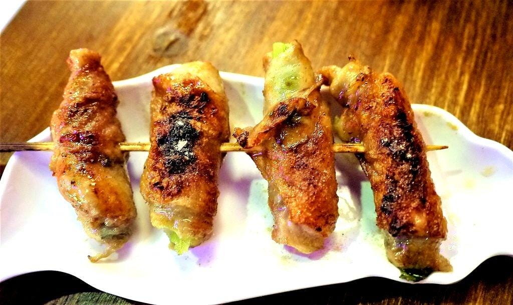【通化夜市美食】台灣燒肉,新鮮美味串燒推薦,聚餐小酌好去處/ 信義安和捷運站 - 第28張圖 【通化夜市美食】台灣燒肉,新鮮美味串燒推薦,聚餐小酌好去處/ 信義安和捷運站