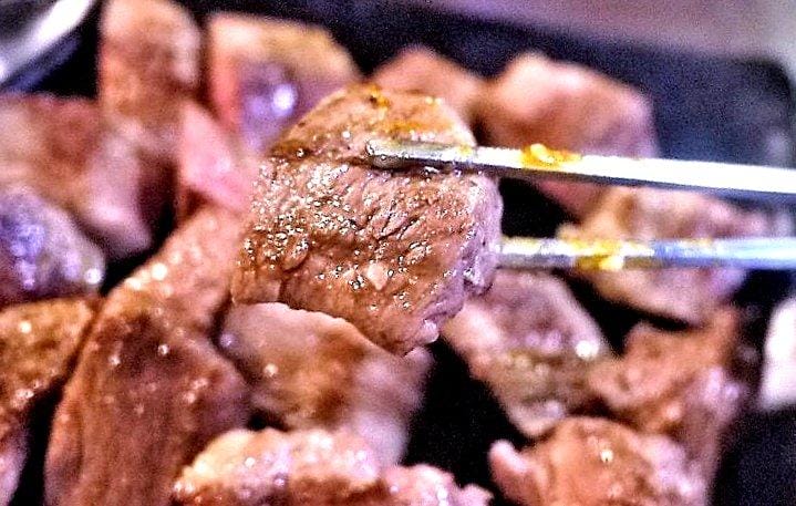 台北東區【燒桶子韓風立燒】美味的韓式烤肉,享受鮮嫩多汁美味,桌邊服務 - 第29張圖 台北東區【燒桶子韓風立燒】美味的韓式烤肉,享受鮮嫩多汁美味,桌邊服務