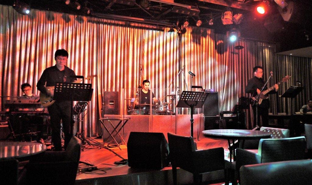 【信義區。美食】Brown Sugar Live & Restaurant 黑糖餐廳、美酒佳餚Live爵士樂.拉丁曲 - 第44張圖 【信義區。美食】Brown Sugar Live & Restaurant 黑糖餐廳、美酒佳餚Live爵士樂.拉丁曲