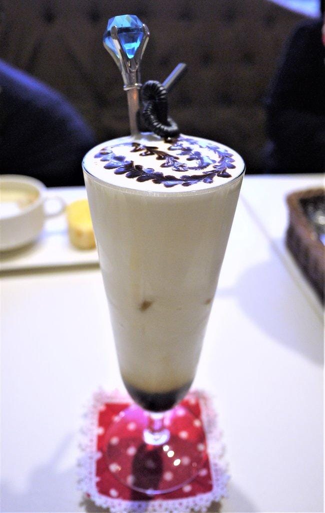 【西門町餐廳】Oyami cafe 少女心爆發,彷彿身處夢幻城堡內、台北下午茶 / 姐妹們的聚會首選 / 義大利麵 / 草莓鬆餅 - 第46張圖 【西門町餐廳】Oyami cafe 少女心爆發,彷彿身處夢幻城堡內、台北下午茶 / 姐妹們的聚會首選 / 義大利麵 / 草莓鬆餅