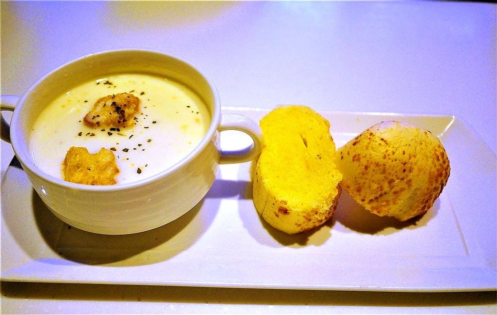【西門町餐廳】Oyami cafe 少女心爆發,彷彿身處夢幻城堡內、台北下午茶 / 姐妹們的聚會首選 / 義大利麵 / 草莓鬆餅 - 第18張圖 【西門町餐廳】Oyami cafe 少女心爆發,彷彿身處夢幻城堡內、台北下午茶 / 姐妹們的聚會首選 / 義大利麵 / 草莓鬆餅