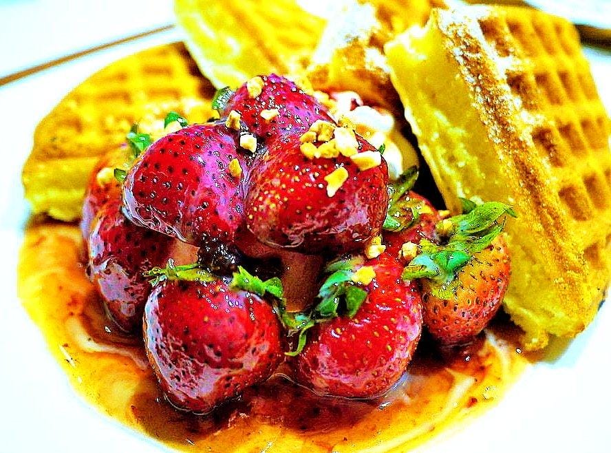 【西門町餐廳】Oyami cafe 少女心爆發,彷彿身處夢幻城堡內、台北下午茶 / 姐妹們的聚會首選 / 義大利麵 / 草莓鬆餅 - 第40張圖 【西門町餐廳】Oyami cafe 少女心爆發,彷彿身處夢幻城堡內、台北下午茶 / 姐妹們的聚會首選 / 義大利麵 / 草莓鬆餅
