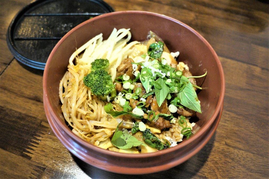 【新莊美食】來玩丼 ,平價高CP值創意丼飯,那邪惡的起司牽絲實在太美味 - 第25張圖 【新莊美食】來玩丼 ,平價高CP值創意丼飯,那邪惡的起司牽絲實在太美味