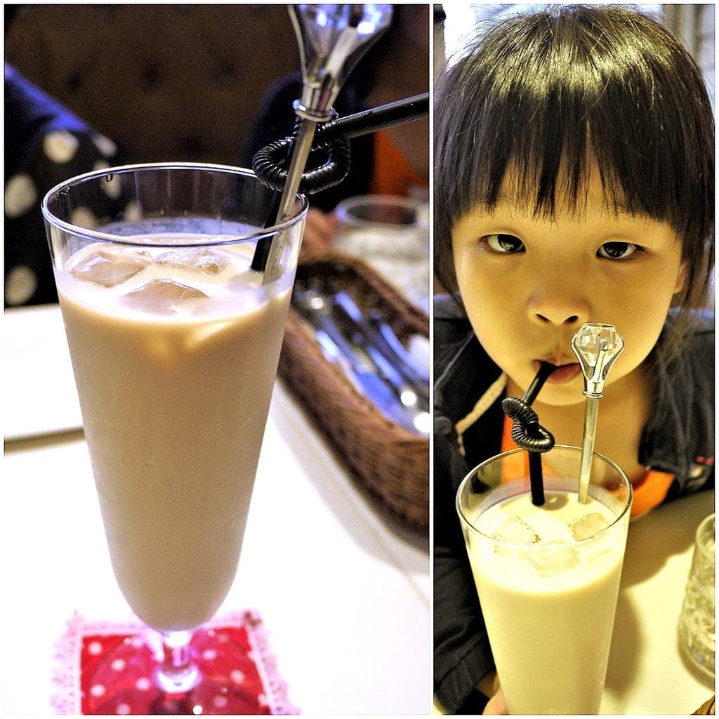 【西門町餐廳】Oyami cafe 少女心爆發,彷彿身處夢幻城堡內、台北下午茶 / 姐妹們的聚會首選 / 義大利麵 / 草莓鬆餅 - 第47張圖 【西門町餐廳】Oyami cafe 少女心爆發,彷彿身處夢幻城堡內、台北下午茶 / 姐妹們的聚會首選 / 義大利麵 / 草莓鬆餅