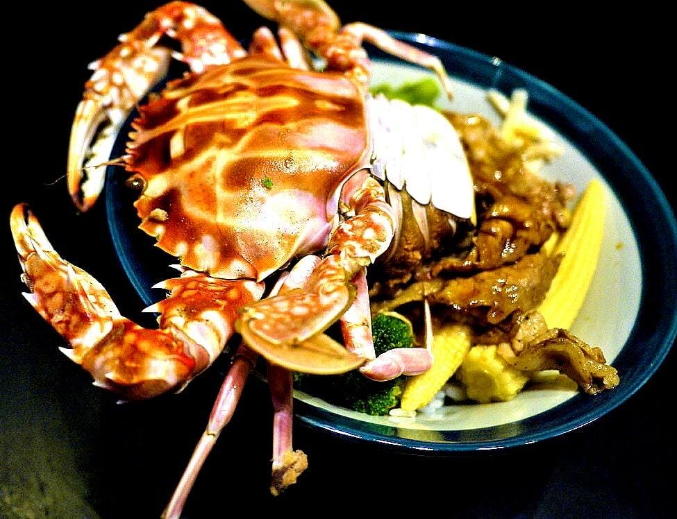 【新北 板橋】極幻燒肉弁当、花蟹烤牛豬丼 /極幻龍蝦丼、 百元丼飯 CP值高 - 第23張圖 【新北 板橋】極幻燒肉弁当、花蟹烤牛豬丼 /極幻龍蝦丼、 百元丼飯 CP值高